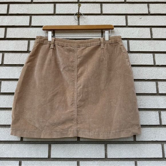 NWT Pretty Little Thing A-line Corduroy Mini Skirt Stone Cord Cammie Tan 12 - Picture 7 of 12